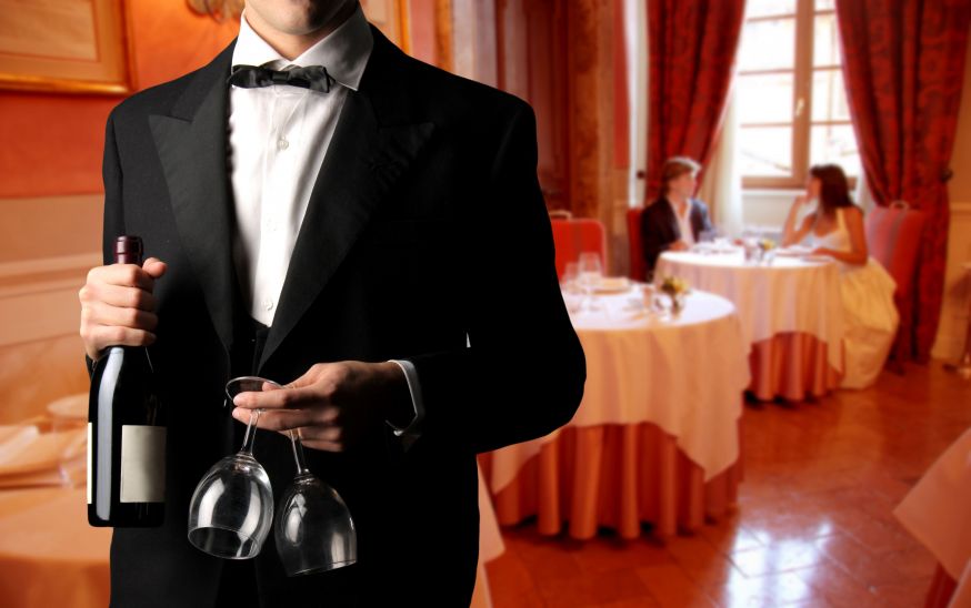 Take Someone Special to a Renowned Wine and Dine Restaurant in Clayton, MO