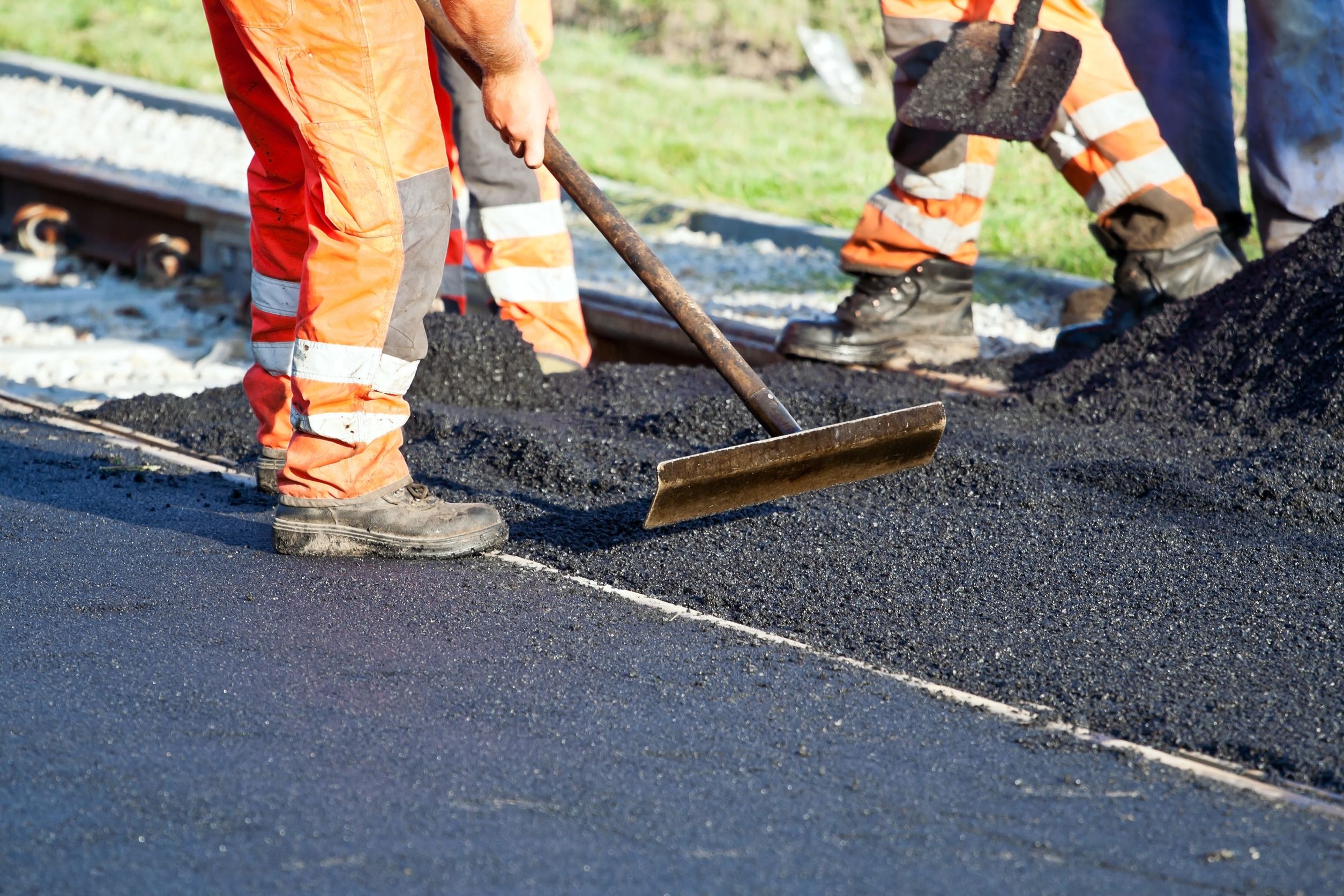 3 Benefits of Asphalt Seal Coating in Madison, WI