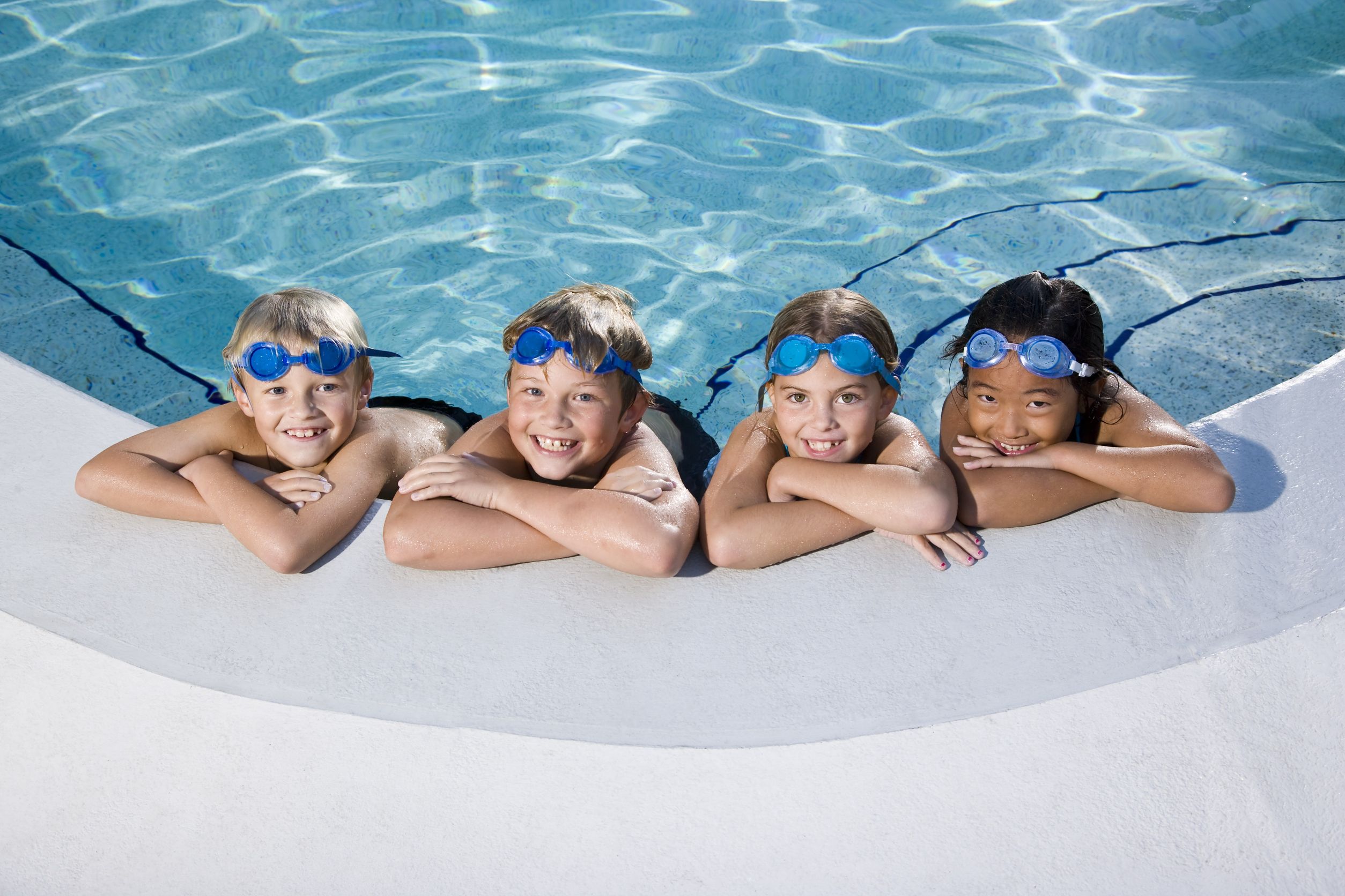 4 Advantages of an Indoor Swimming Pool for Kids in Northlake, TX