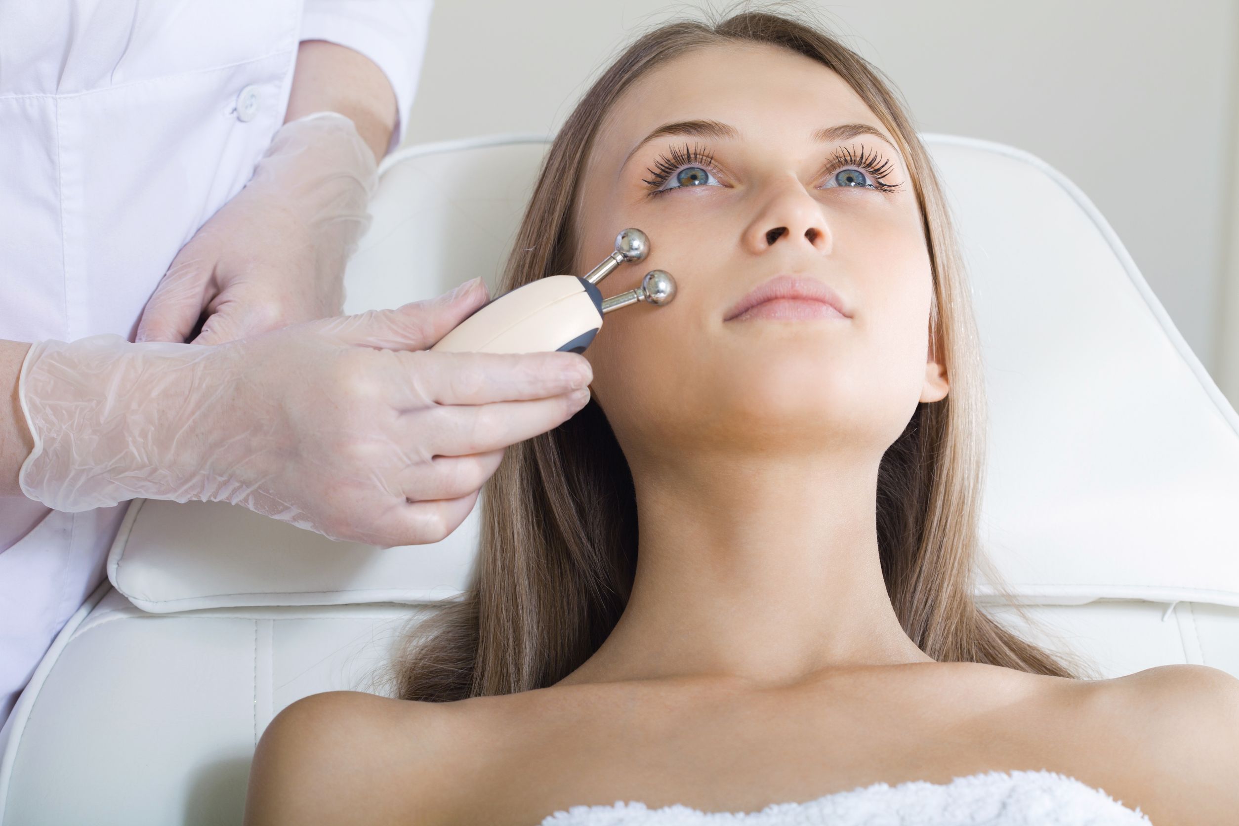 Relevance of Microneedling Treatment as Experienced by Locals in County, FL