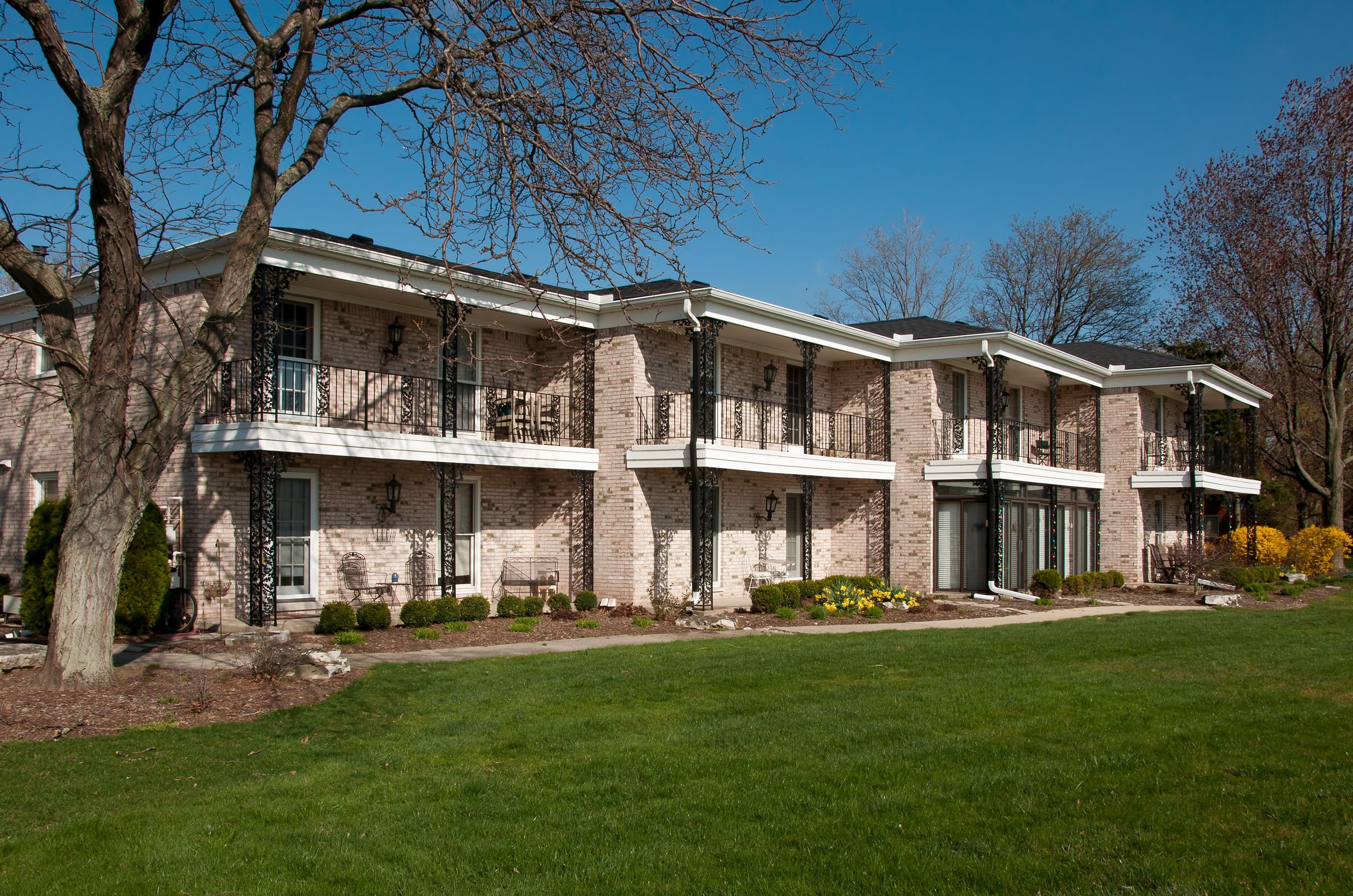 Exploring the Scene of Downtown Apartment Complex in Indianapolis, IN